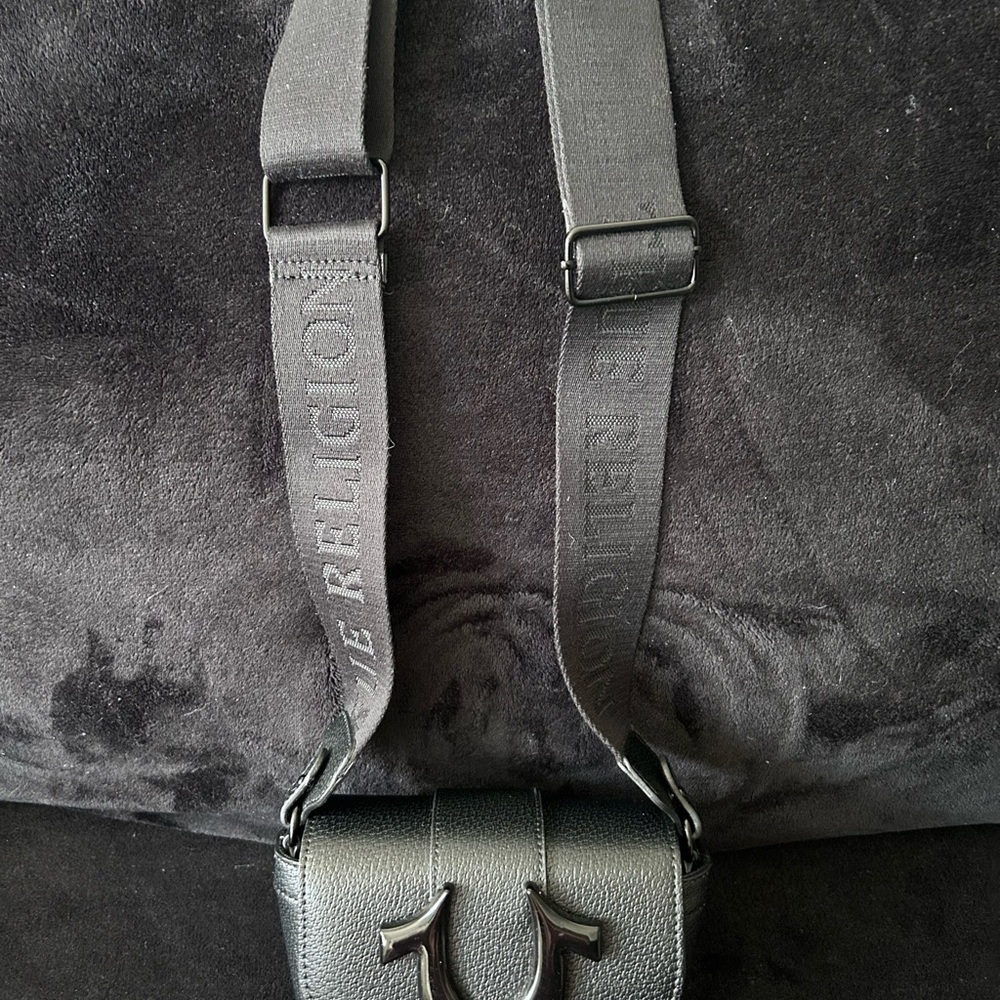 True Religion Black Leather Messenger with Logo Strap
